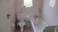 Main Bathroom - 4 square meters of property in Forest Hill - JHB