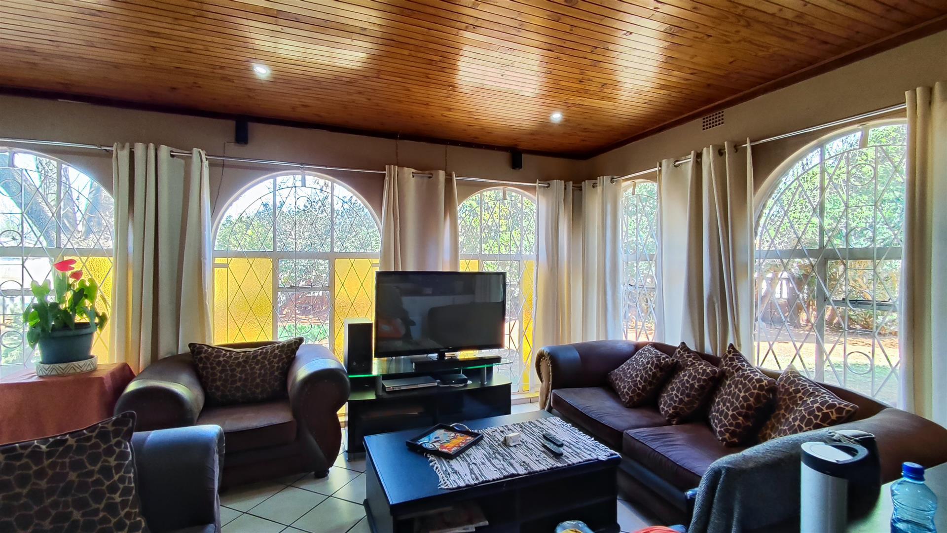 Flatlet - 79 square meters of property in Meyerton