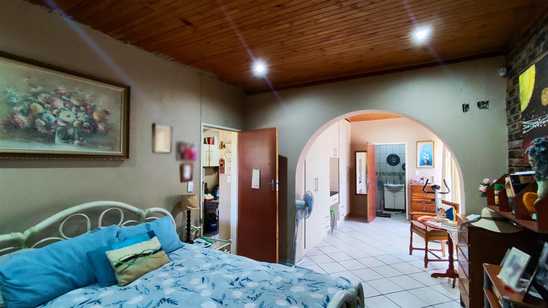 Flatlet - 79 square meters of property in Meyerton