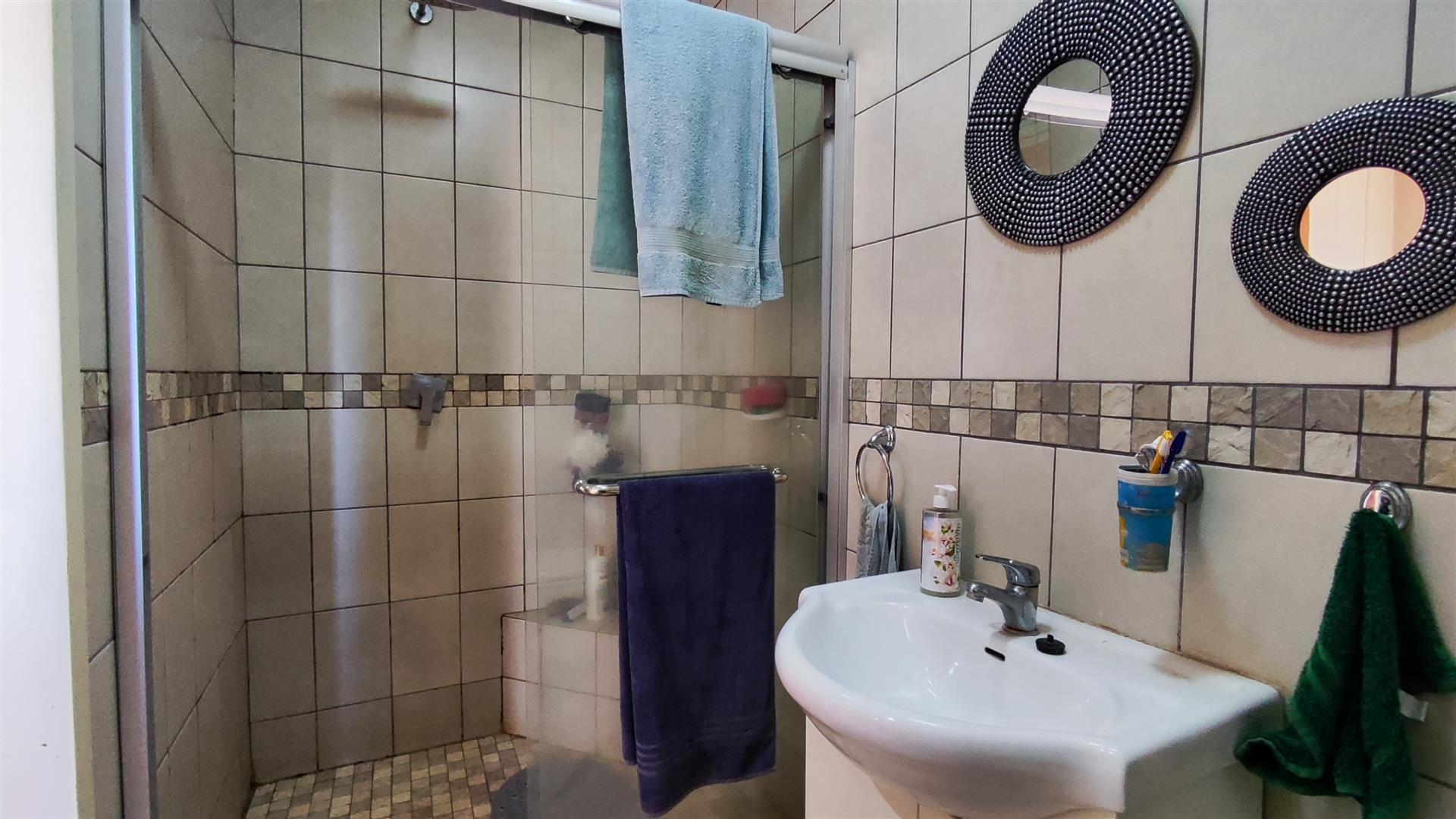 Flatlet - 79 square meters of property in Meyerton