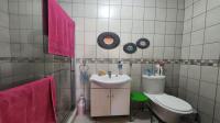 Bathroom 1 of property in Meyerton