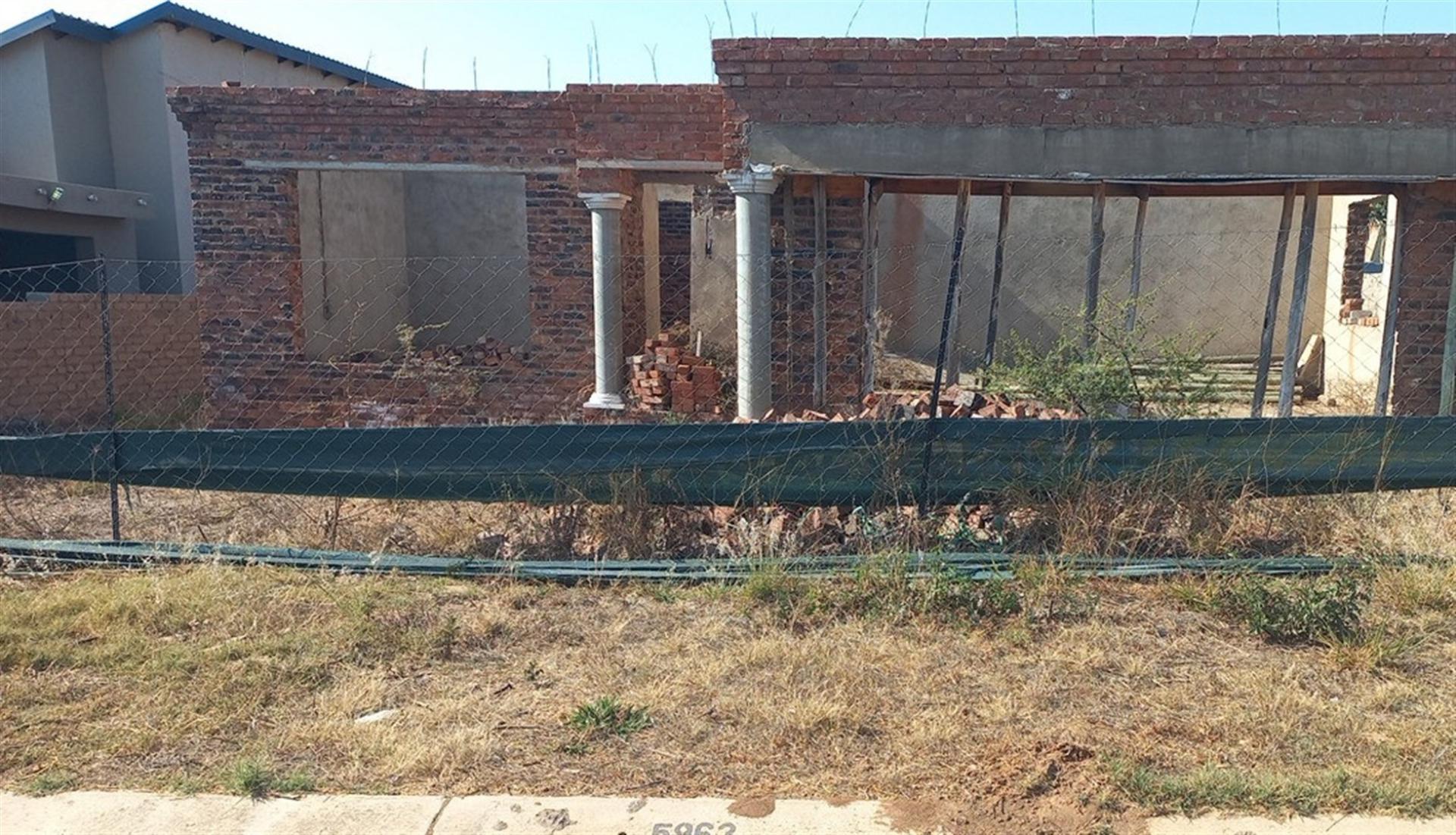 Front View of property in Bendor