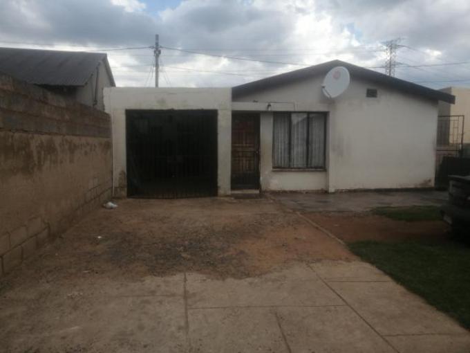 Standard Bank SIE Sale In Execution 2 Bedroom House for Sale in Vosloorus - MR489336