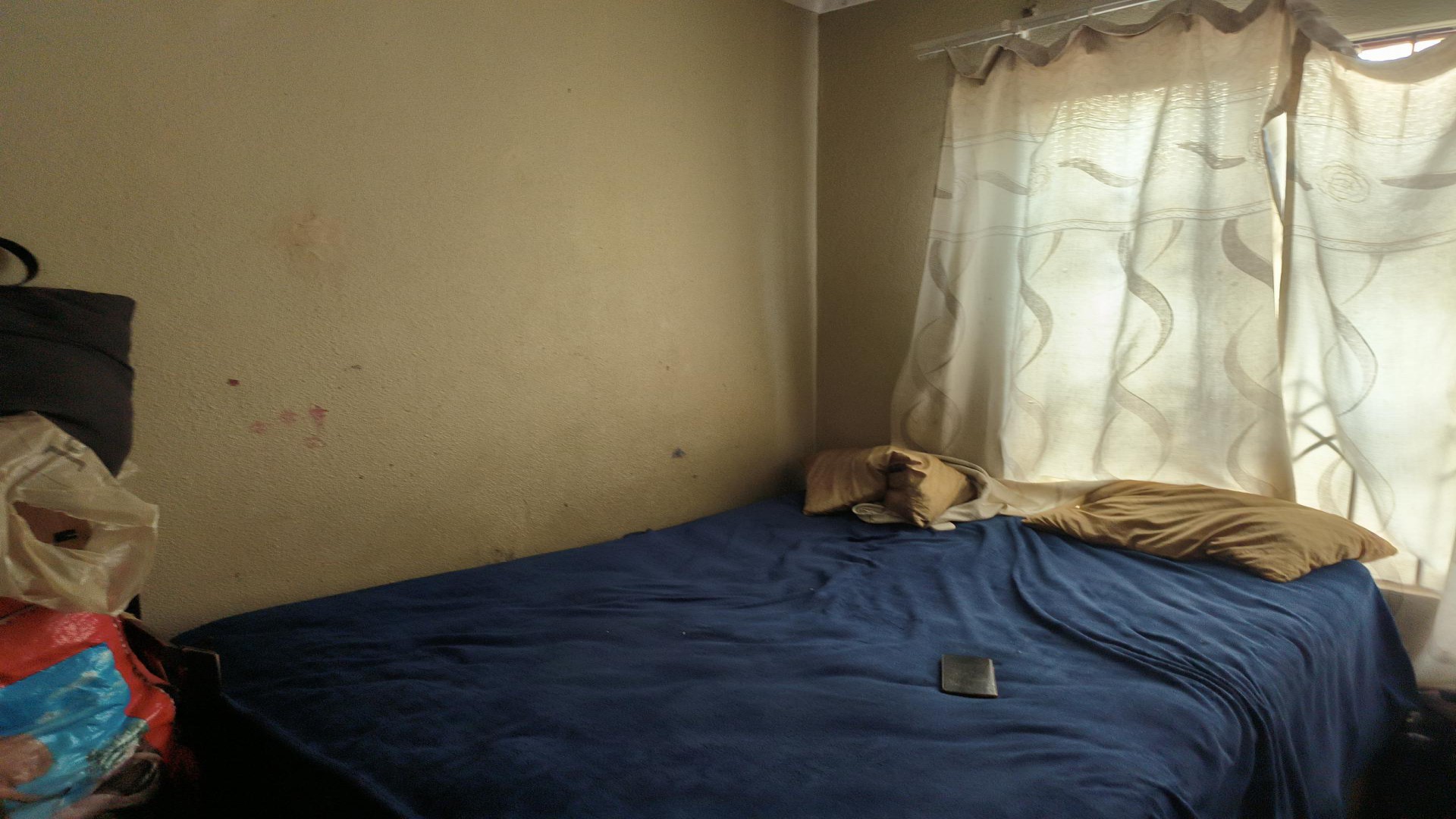 Bed Room 2 of property in Protea Glen