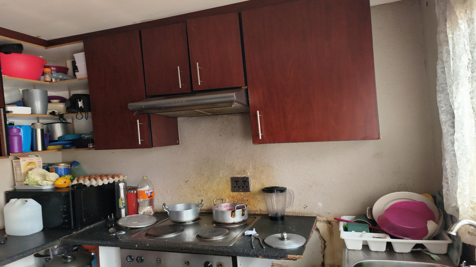 Kitchen of property in Protea Glen