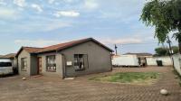 Front View of property in Protea Glen
