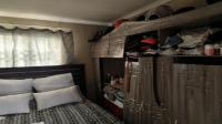Bed Room 1 of property in Protea Glen