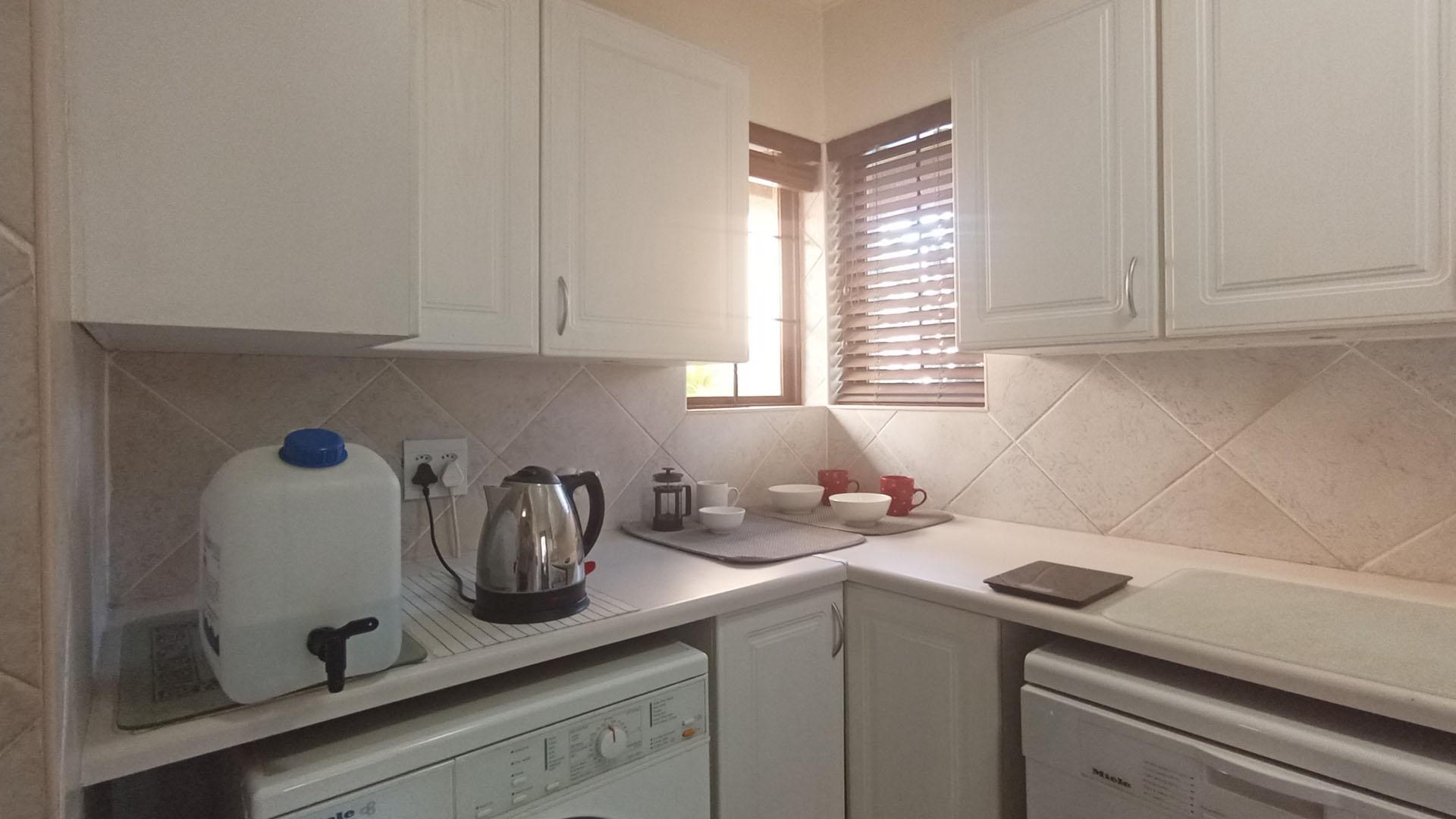 Scullery - 7 square meters of property in Silver Lakes Golf Estate