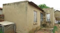 Front View of property in Thulani