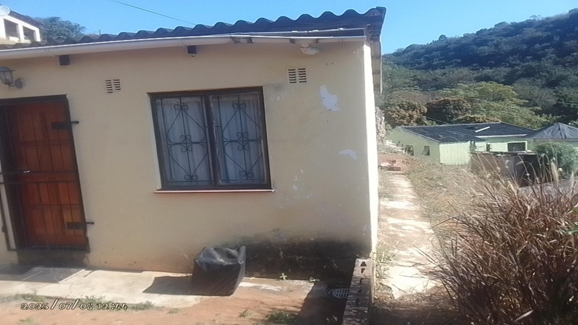 Front View of property in KwaDabeka