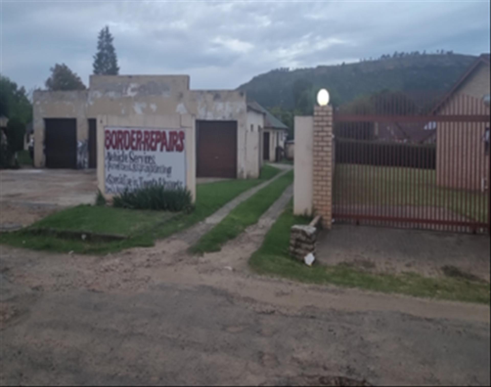 Front View of property in Ficksburg