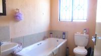 Main Bathroom - 5 square meters of property in The Orchards