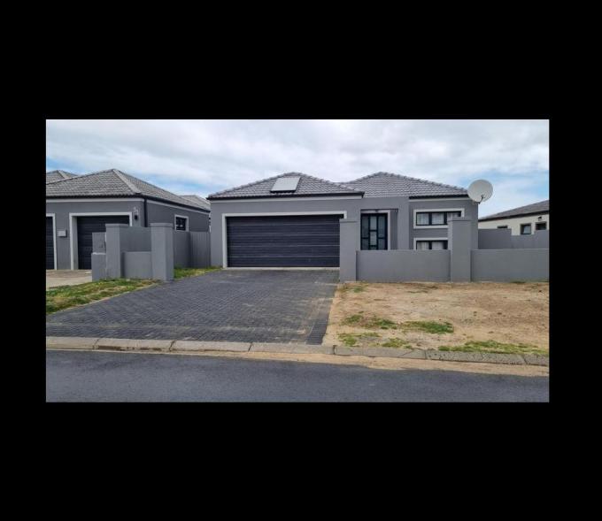 4 Bedroom House for Sale For Sale in Hopefield MR489916