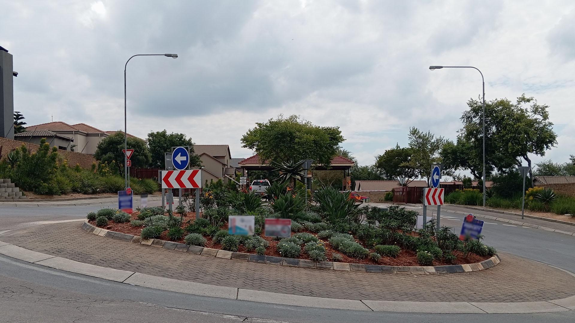 Front View of property in Thatchfield