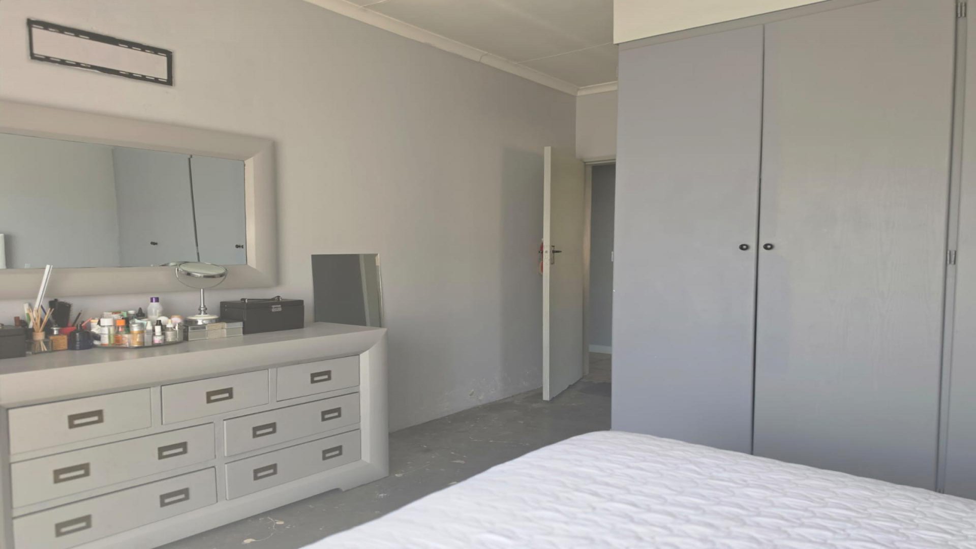 Bed Room 1 of property in Thatchfield