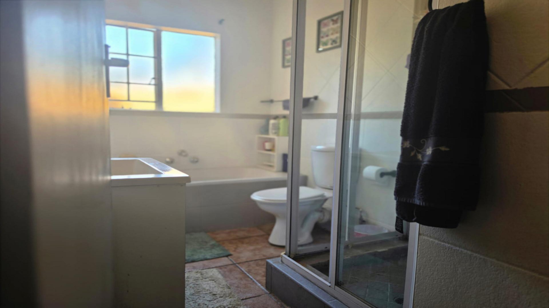 Bathroom 2 of property in Thatchfield
