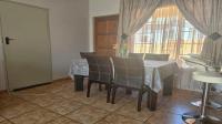 Dining Room of property in Thatchfield