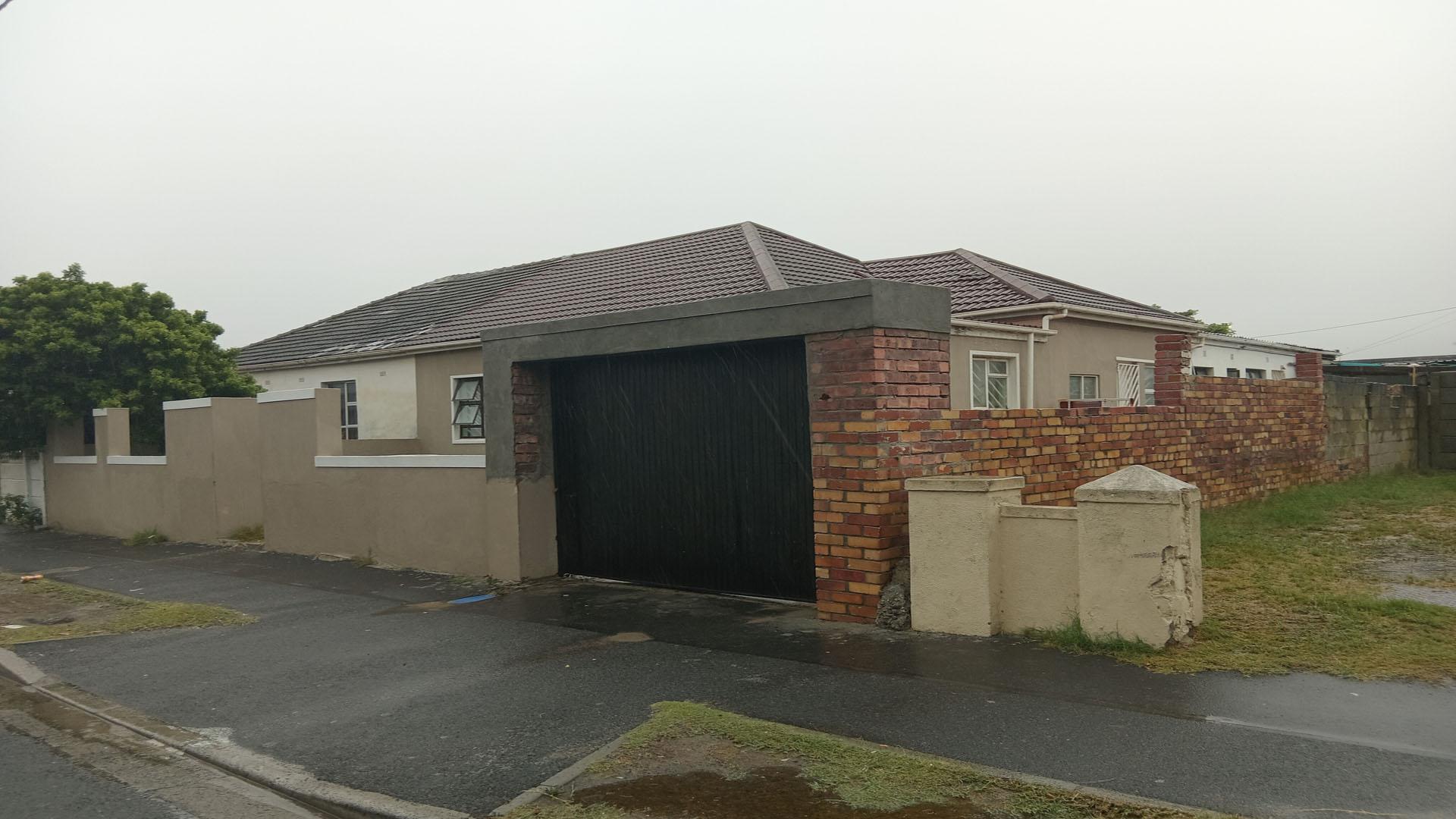 Front View of property in Kensington - CPT