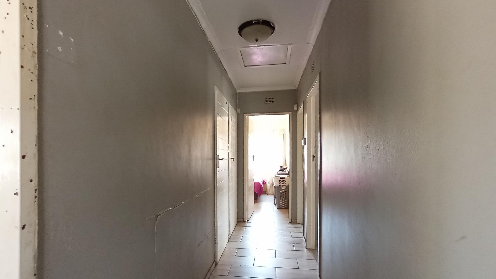 Spaces - 8 square meters of property in Sophiatown