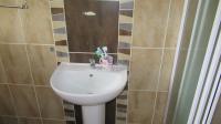 Main Bathroom - 4 square meters of property in Krugersdorp