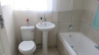 Bathroom 1 - 5 square meters of property in Alliance