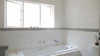 Main Bathroom - 10 square meters of property in Witkoppen