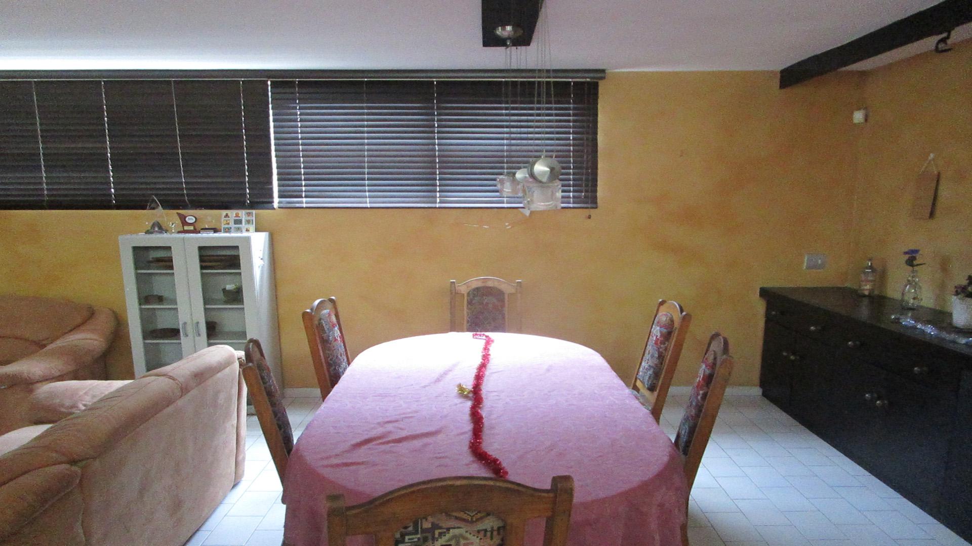 Dining Room - 22 square meters of property in Cato Manor 