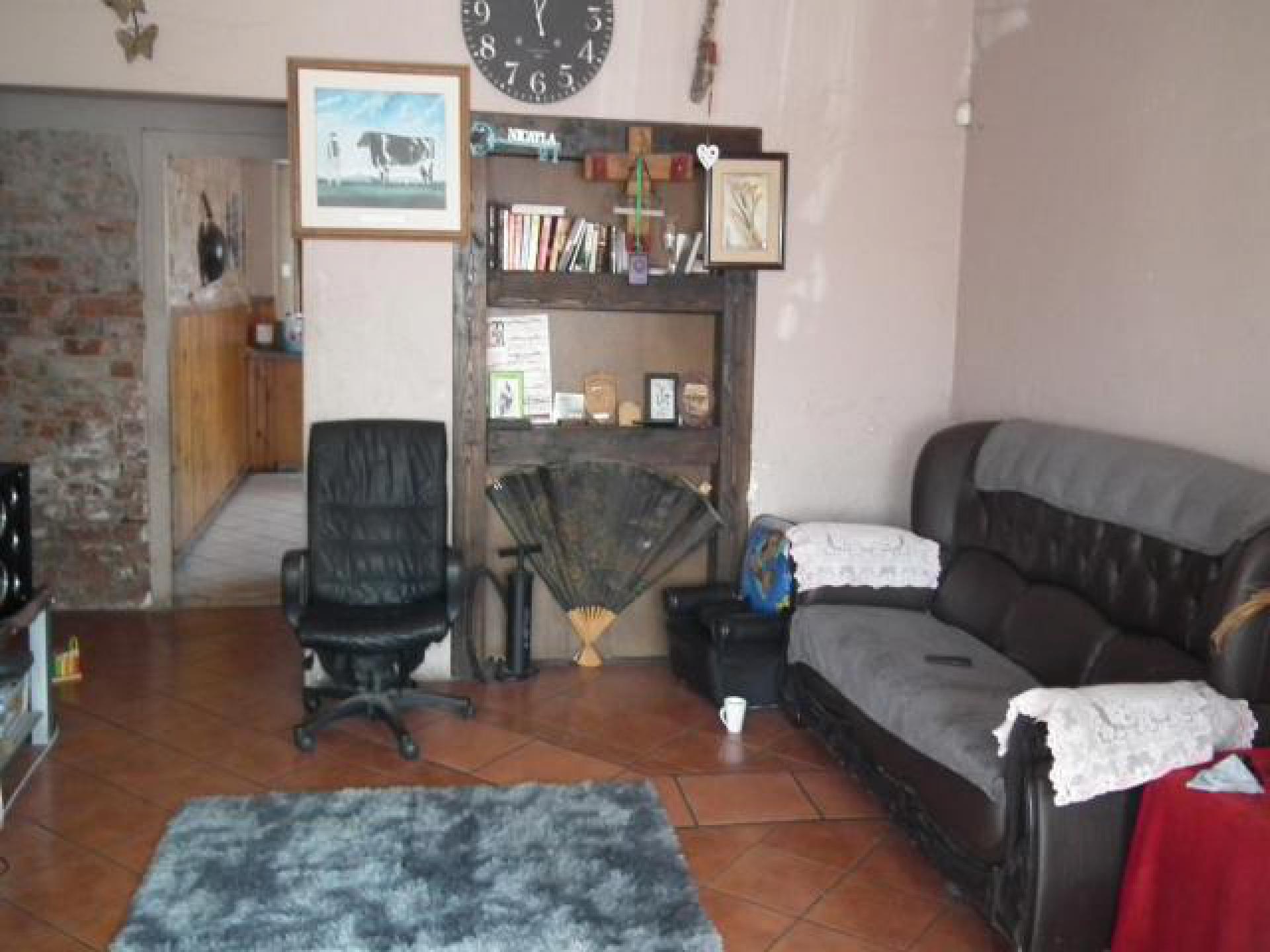 Lounges of property in Krugersdorp