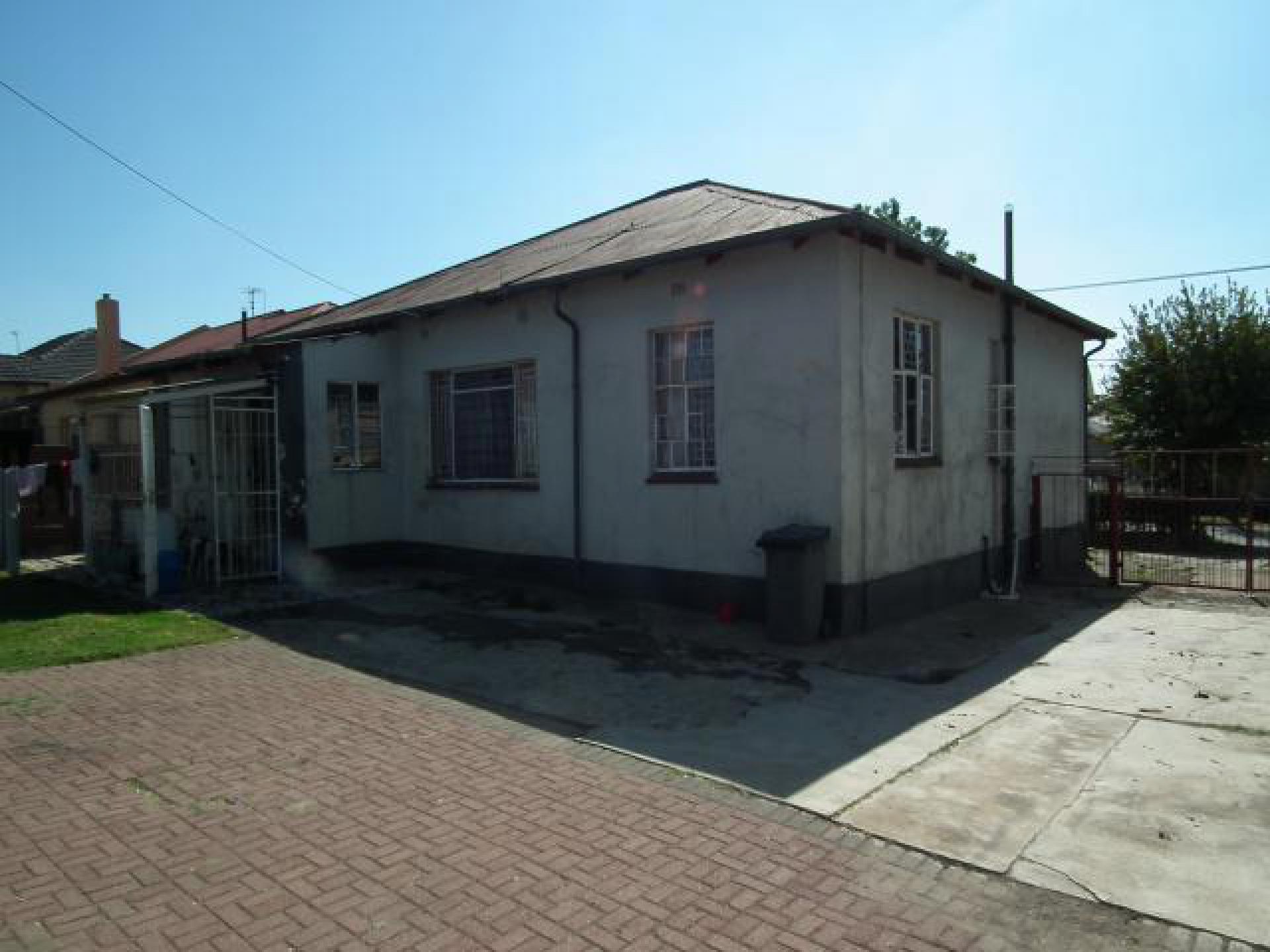 Backyard of property in Krugersdorp