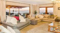Lounges - 78 square meters of property in Gordons Bay
