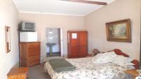 Bed Room 1 - 13 square meters of property in Machadodorp