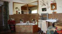Main Bathroom - 15 square meters of property in Machadodorp
