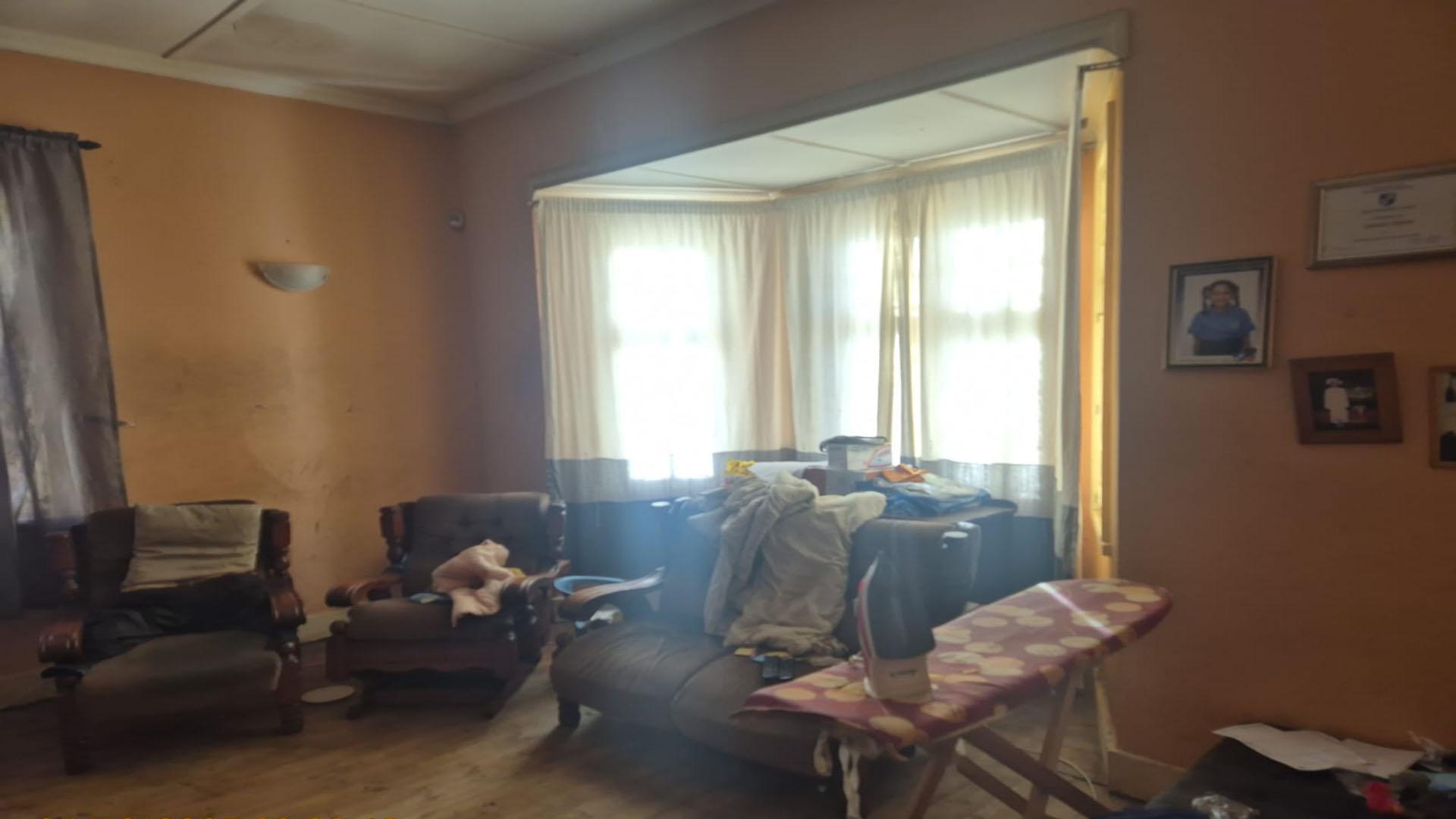 Lounges of property in Cannon Hill