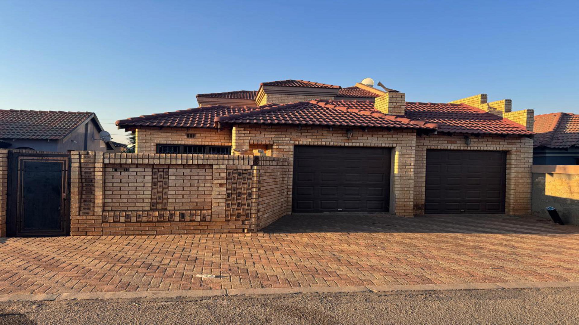 Front View of property in Protea Glen