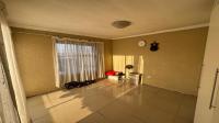 Bed Room 1 of property in Protea Glen