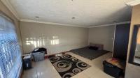 Bed Room 3 of property in Protea Glen
