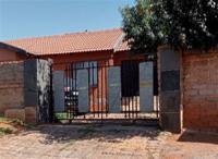 Front View of property in Brakpan