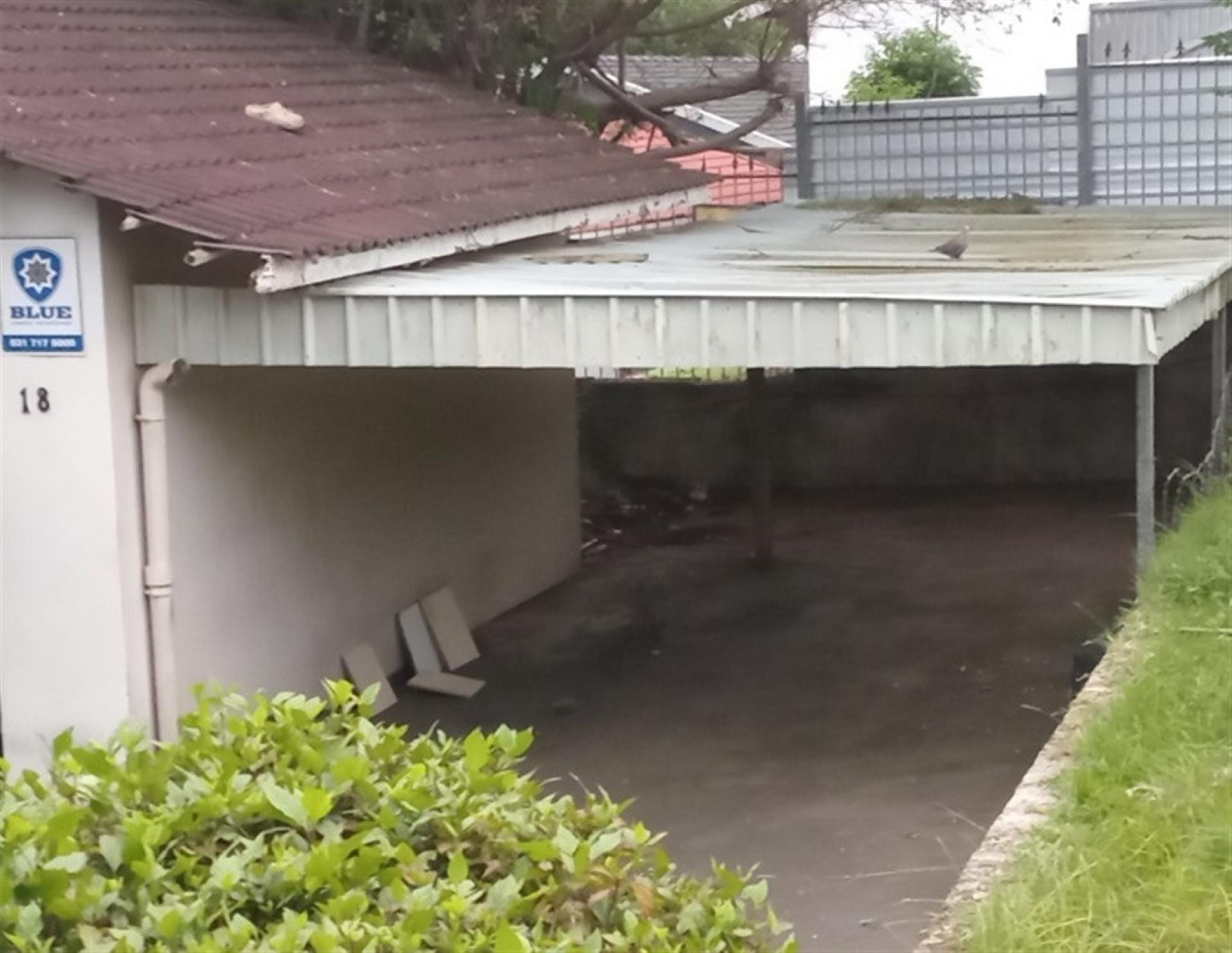 Front View of property in Pinetown 