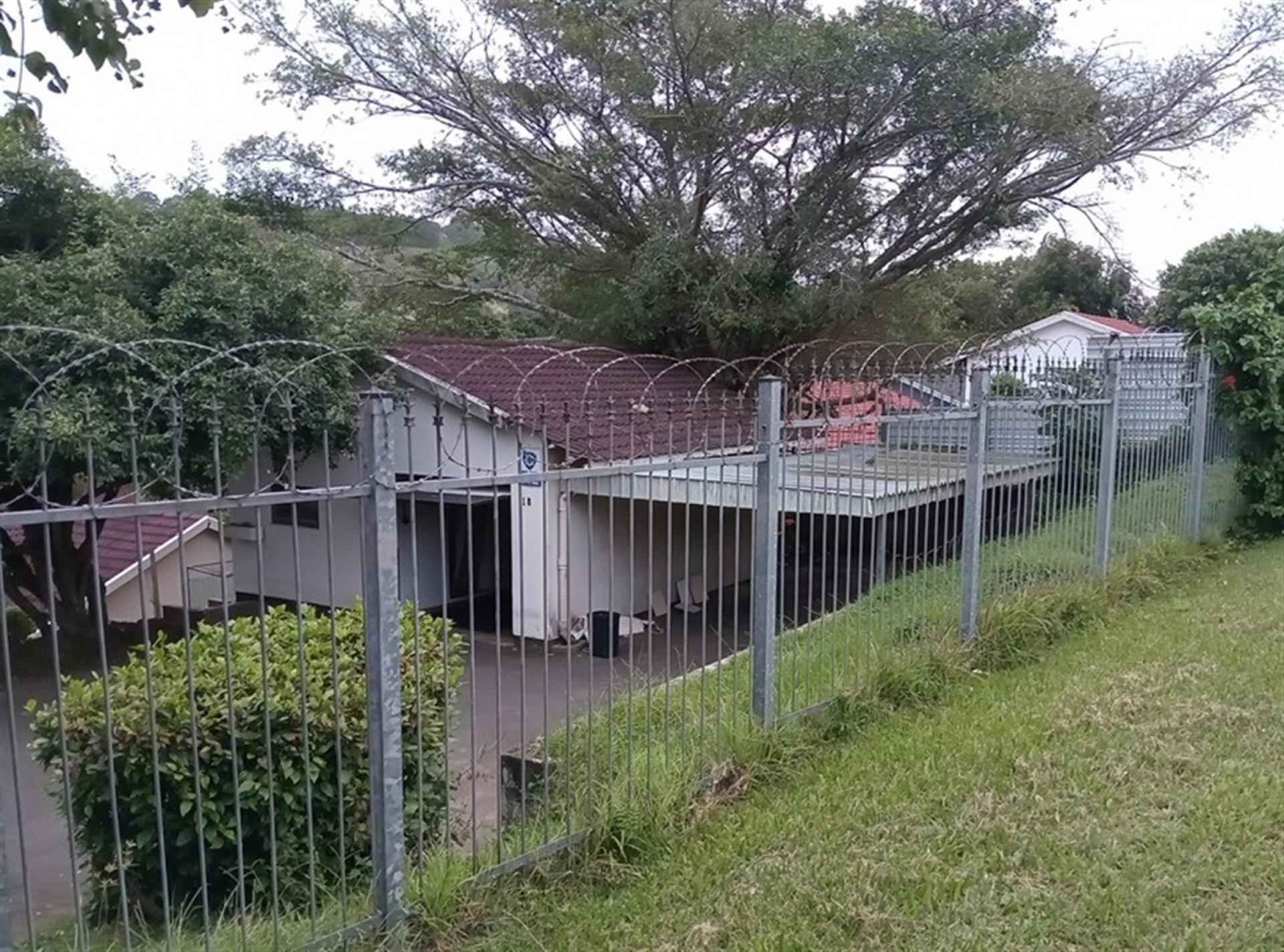 Front View of property in Pinetown 