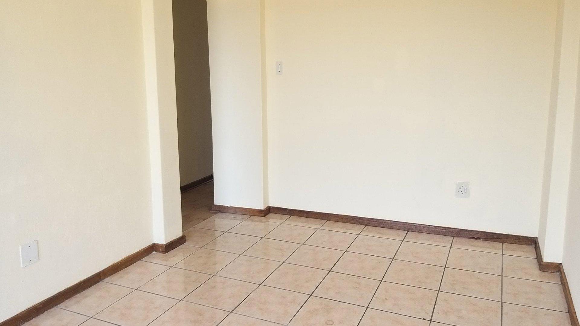 Bed Room 3 of property in Silverton