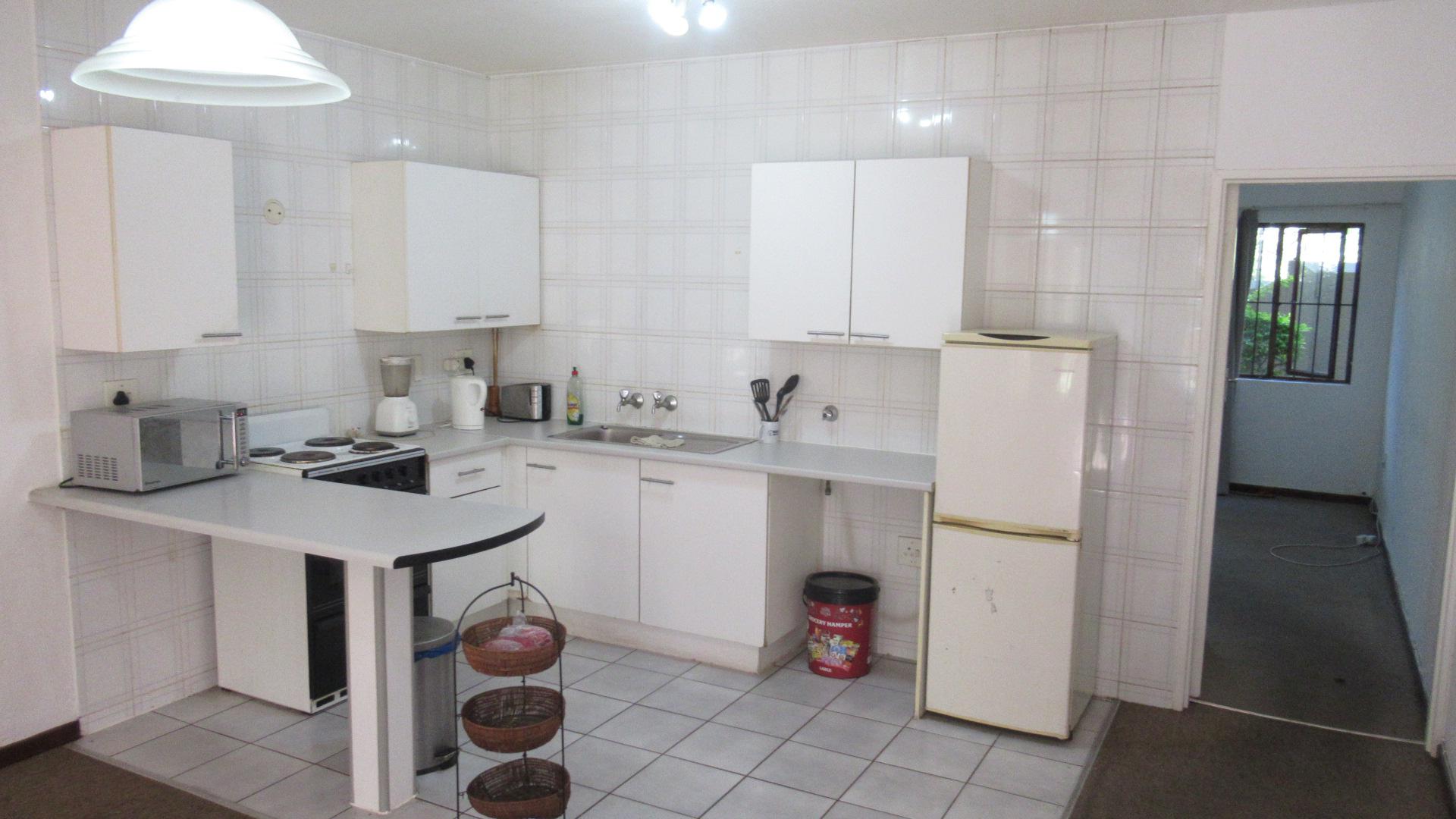 Kitchen - 12 square meters of property in Morningside