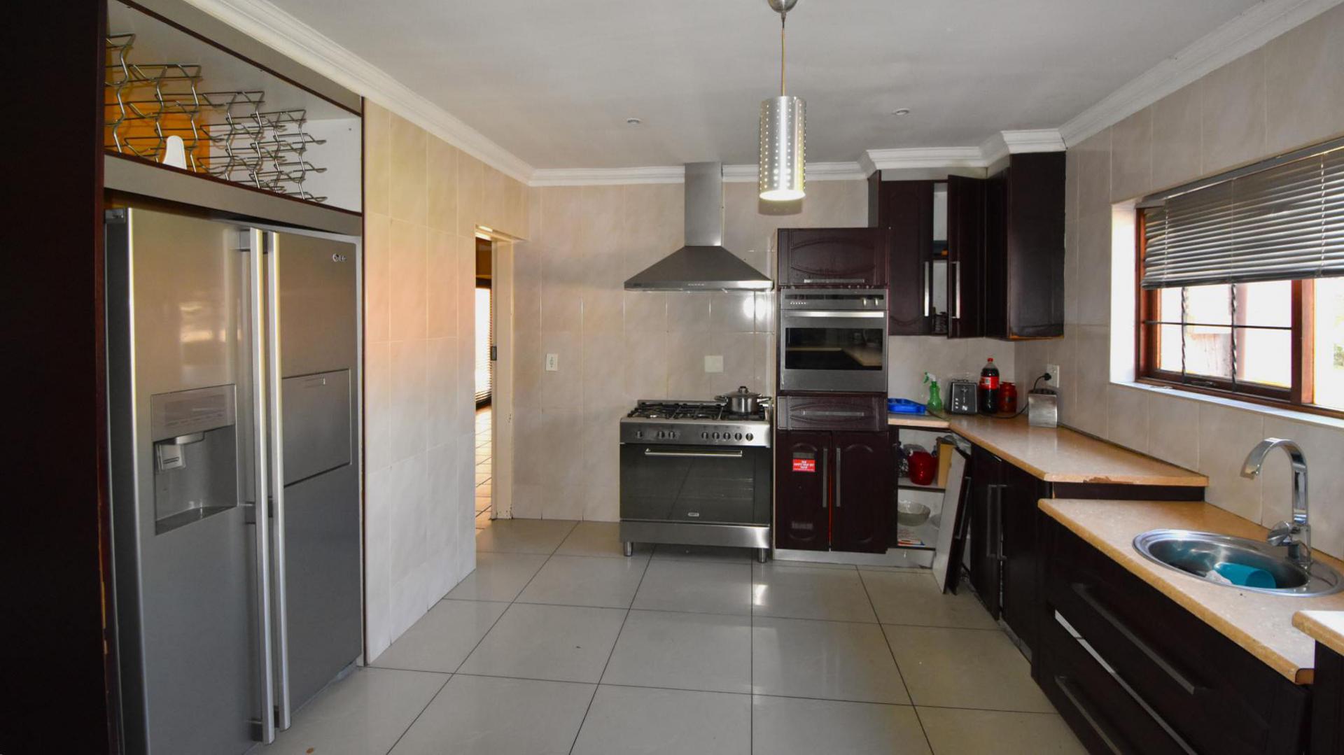 Kitchen of property in Elspark