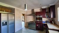 Kitchen - 24 square meters of property in Elspark