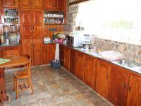 Kitchen of property in Golf Park