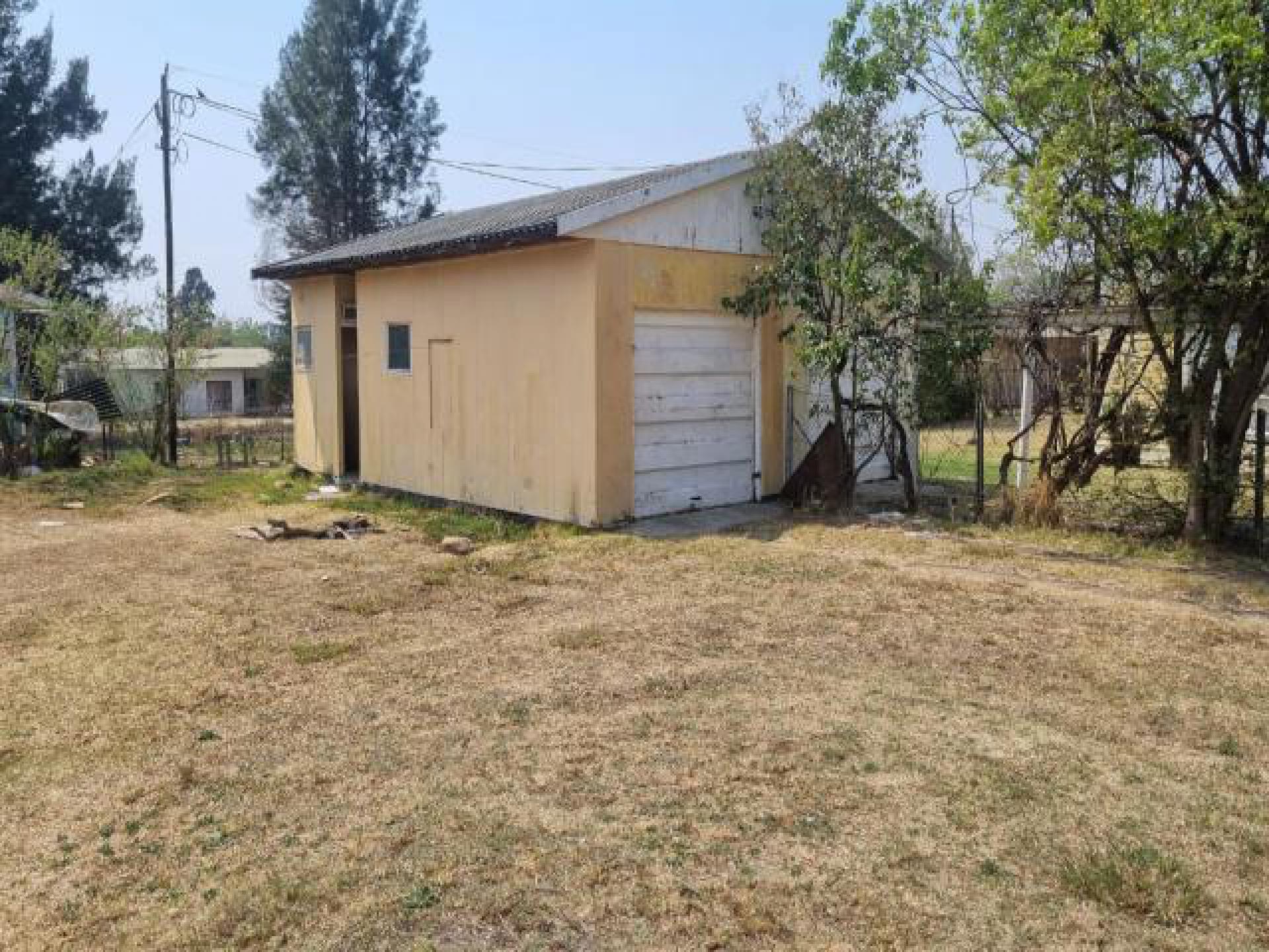 Backyard of property in Grootvlei