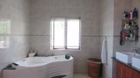 Main Bathroom - 13 square meters of property in Midstream Estate