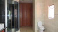 Main Bathroom - 13 square meters of property in Midstream Estate