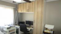 Bed Room 1 - 10 square meters of property in Ballito