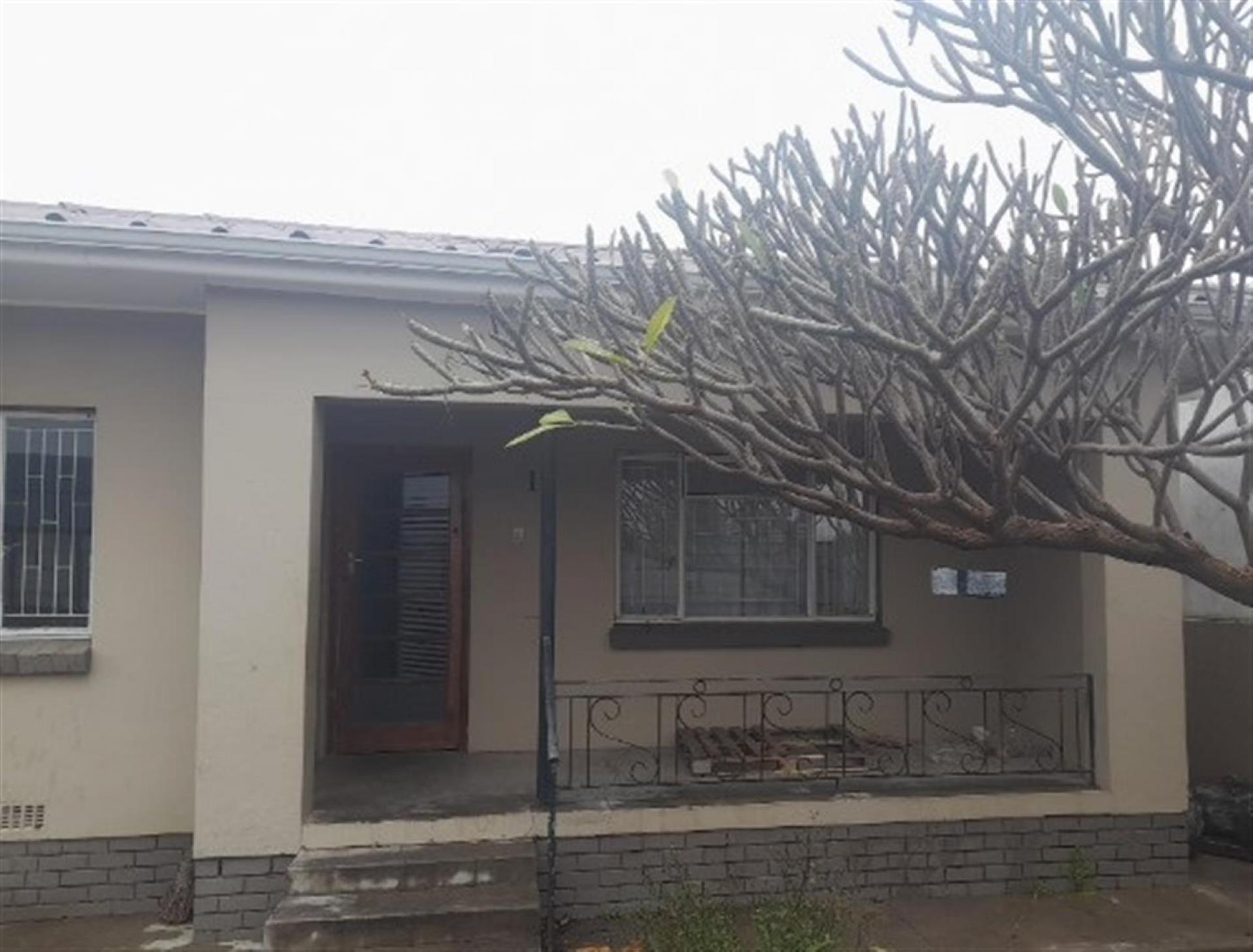 Front View of property in Wellington