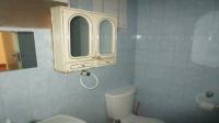 Bathroom 1 - 5 square meters of property in South Beach